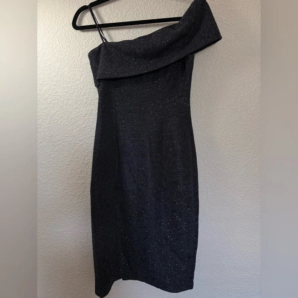 Eliza J Strapless Black & Silver Shimmer Dress | Glam Formal| Size 6 - Picture 9 of 14